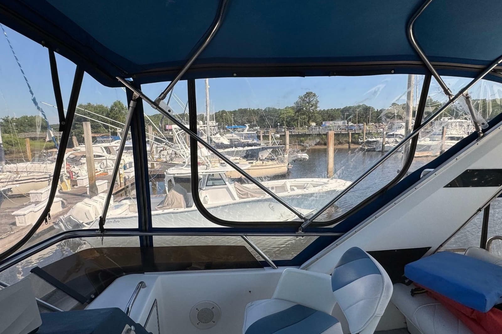 1988 Sea Ray 415 Aft Cabin - Photo 27