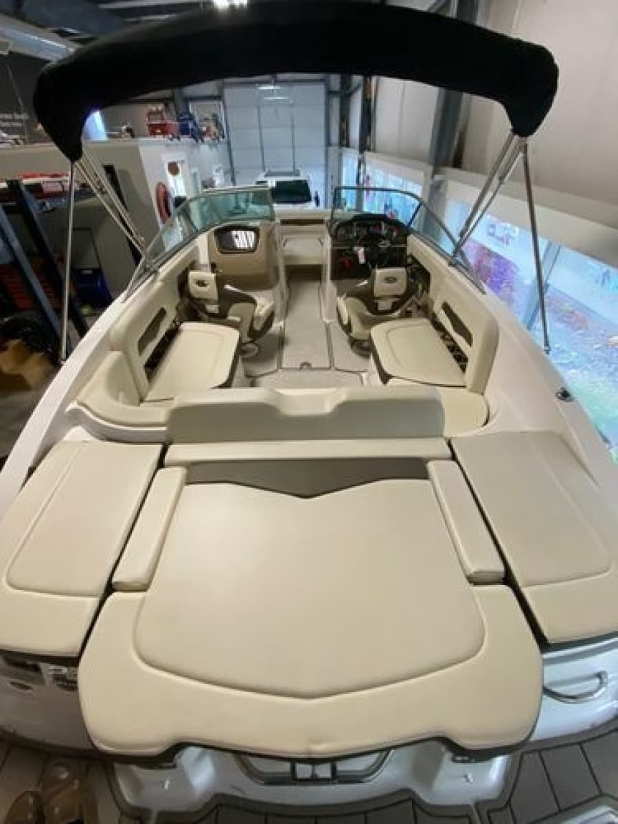 2020 Chaparral 24 SSI - Photo 16