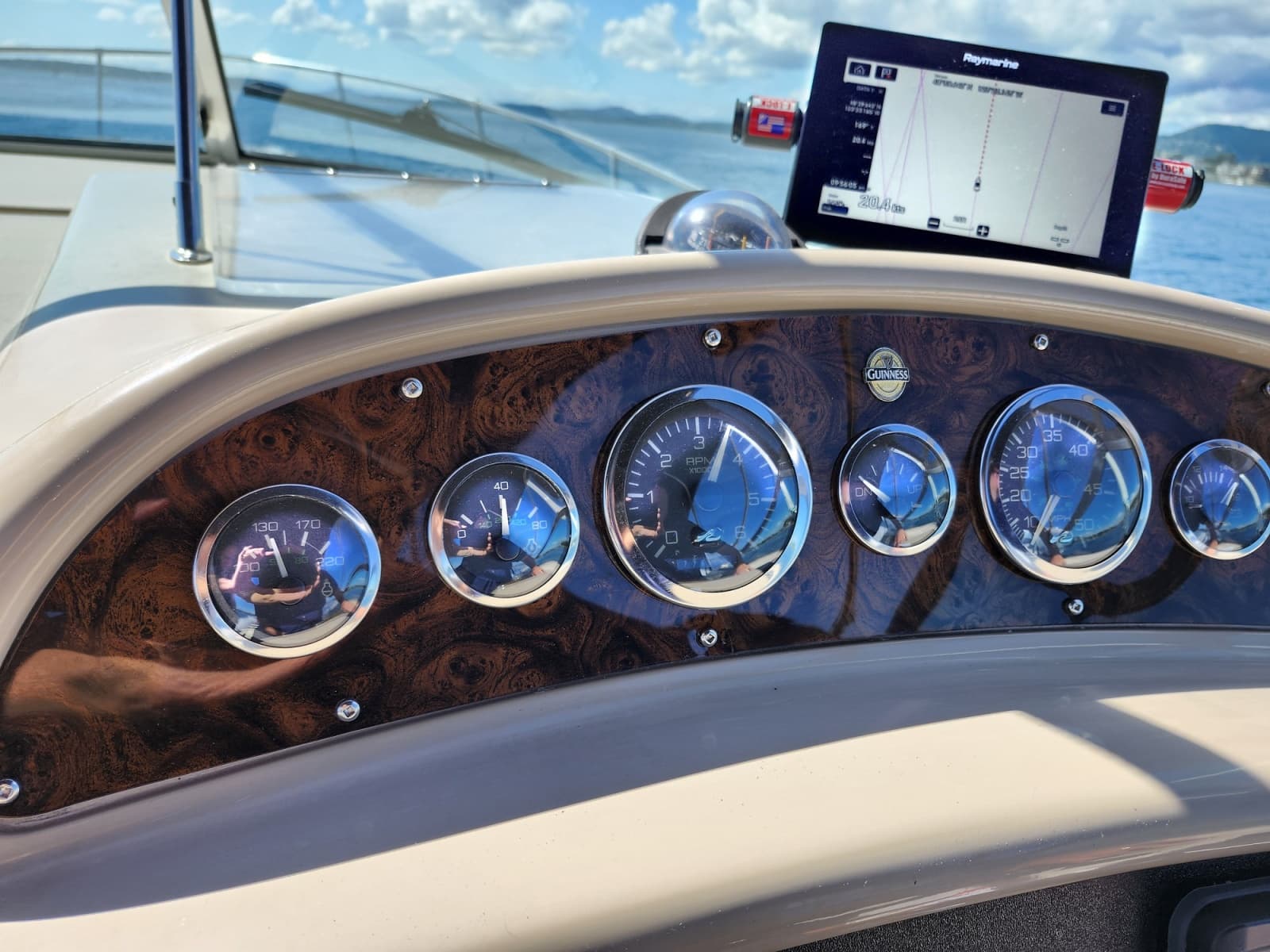 1999 Sea Ray 270 DA Sundancer - Photo 11