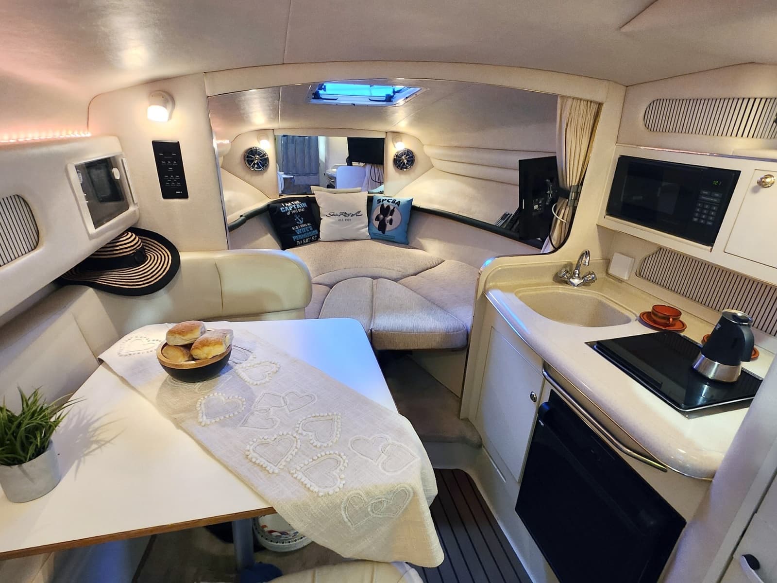 1999 Sea Ray 270 DA Sundancer - Photo 25