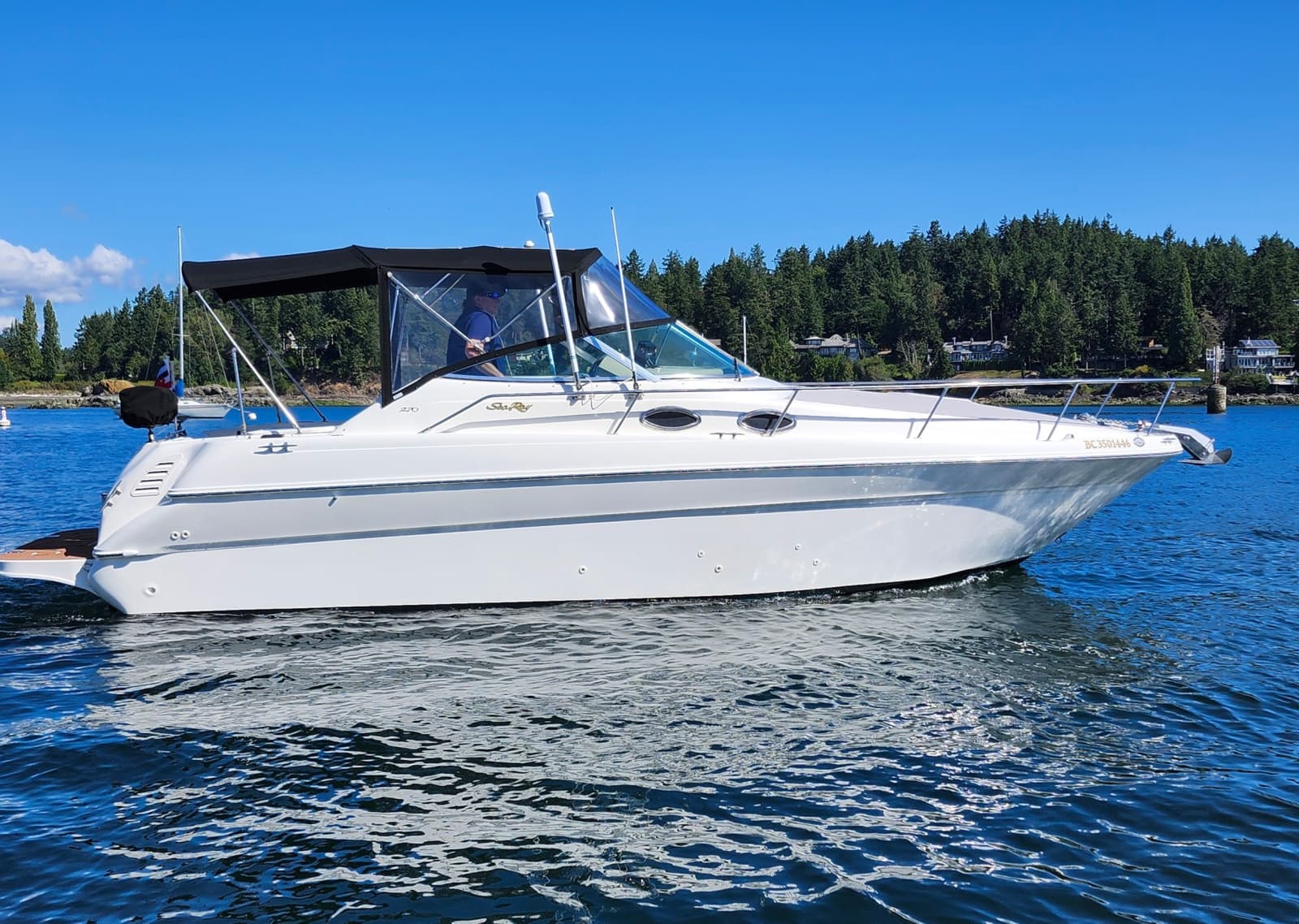 1999 Sea Ray 270 DA Sundancer - Photo 2
