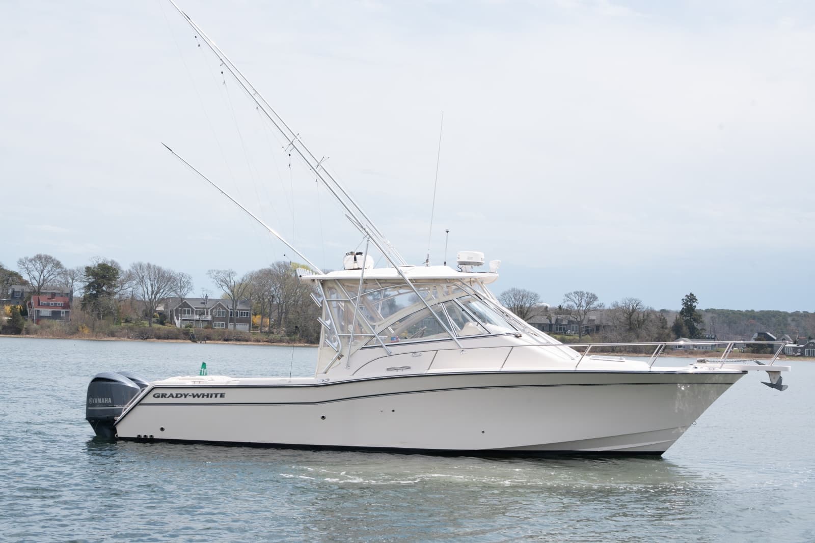 2009 Grady-White Express 330 - Photo 4