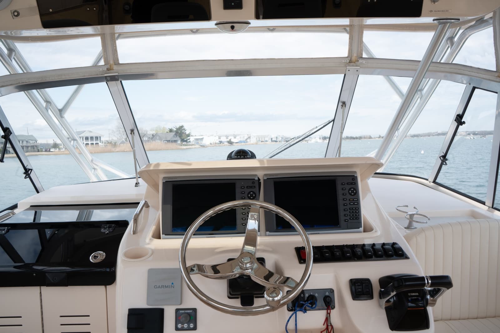 2009 Grady-White Express 330 - Photo 29
