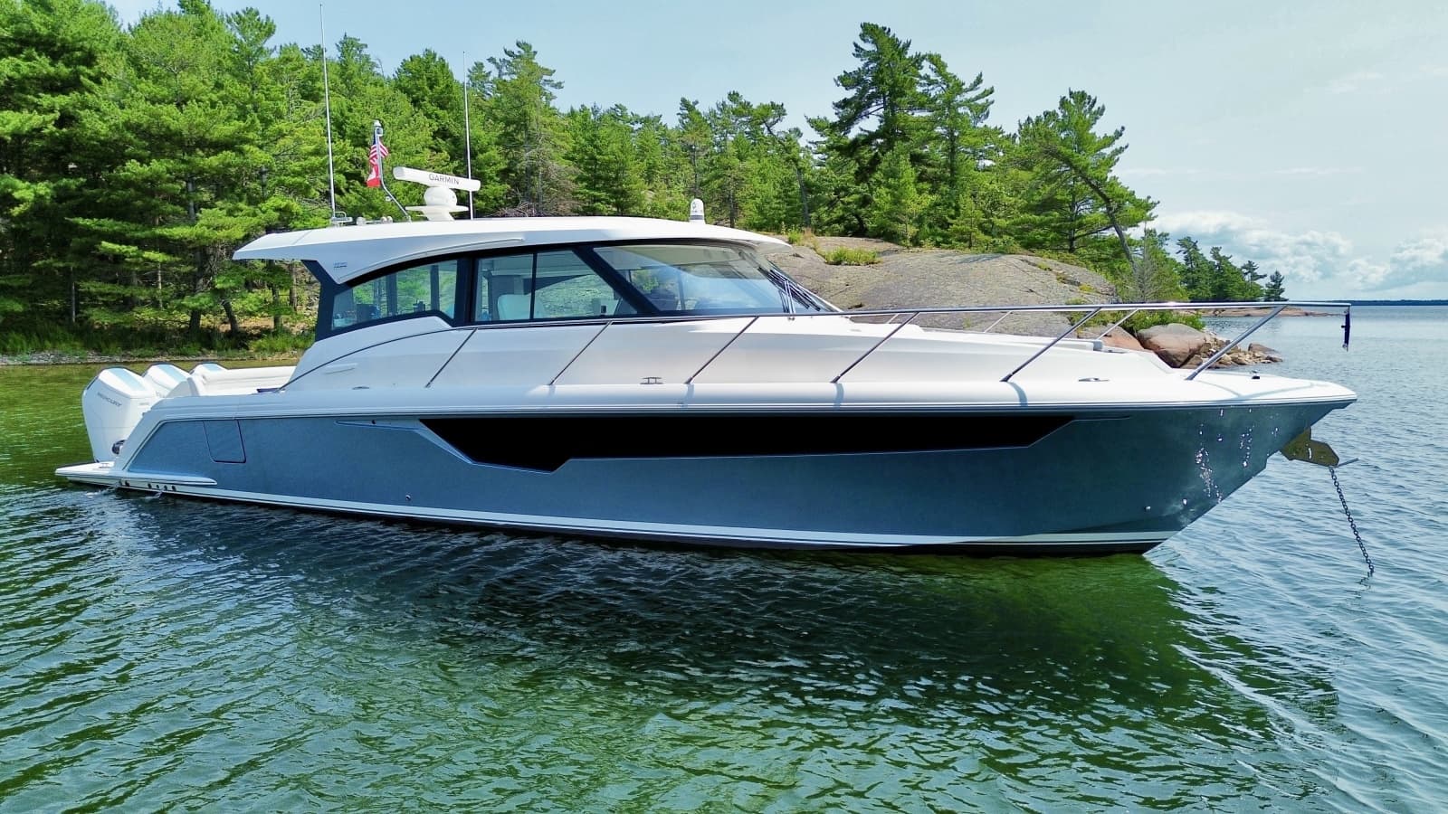 2025 Tiara Yachts 48 LE - Photo 1