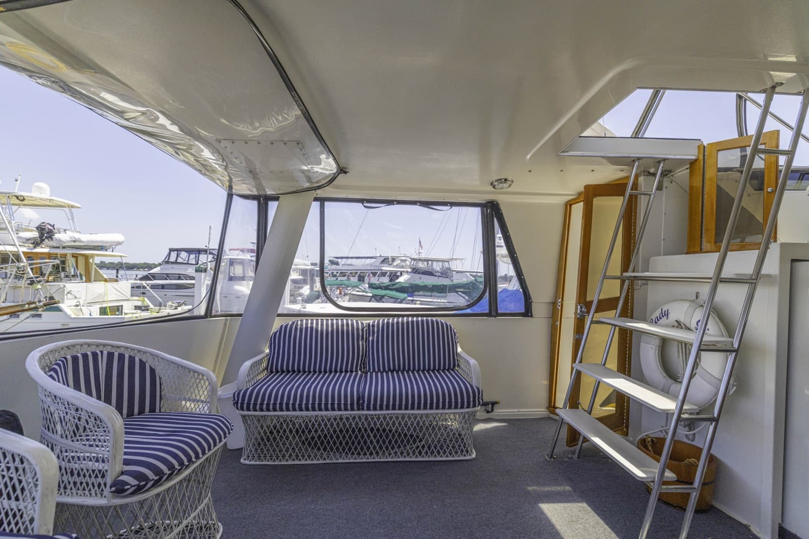1989 Californian 45 Motor Yacht - Photo 9