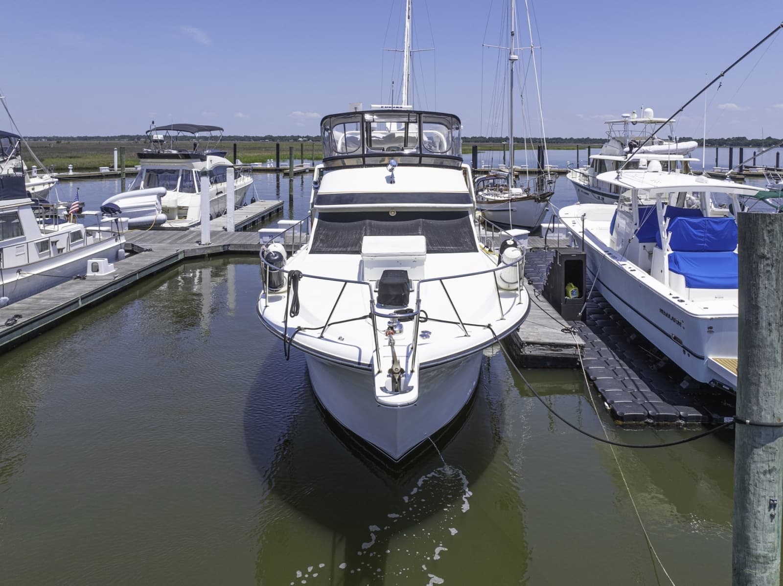 1989 Californian 45 Motor Yacht - Photo 6