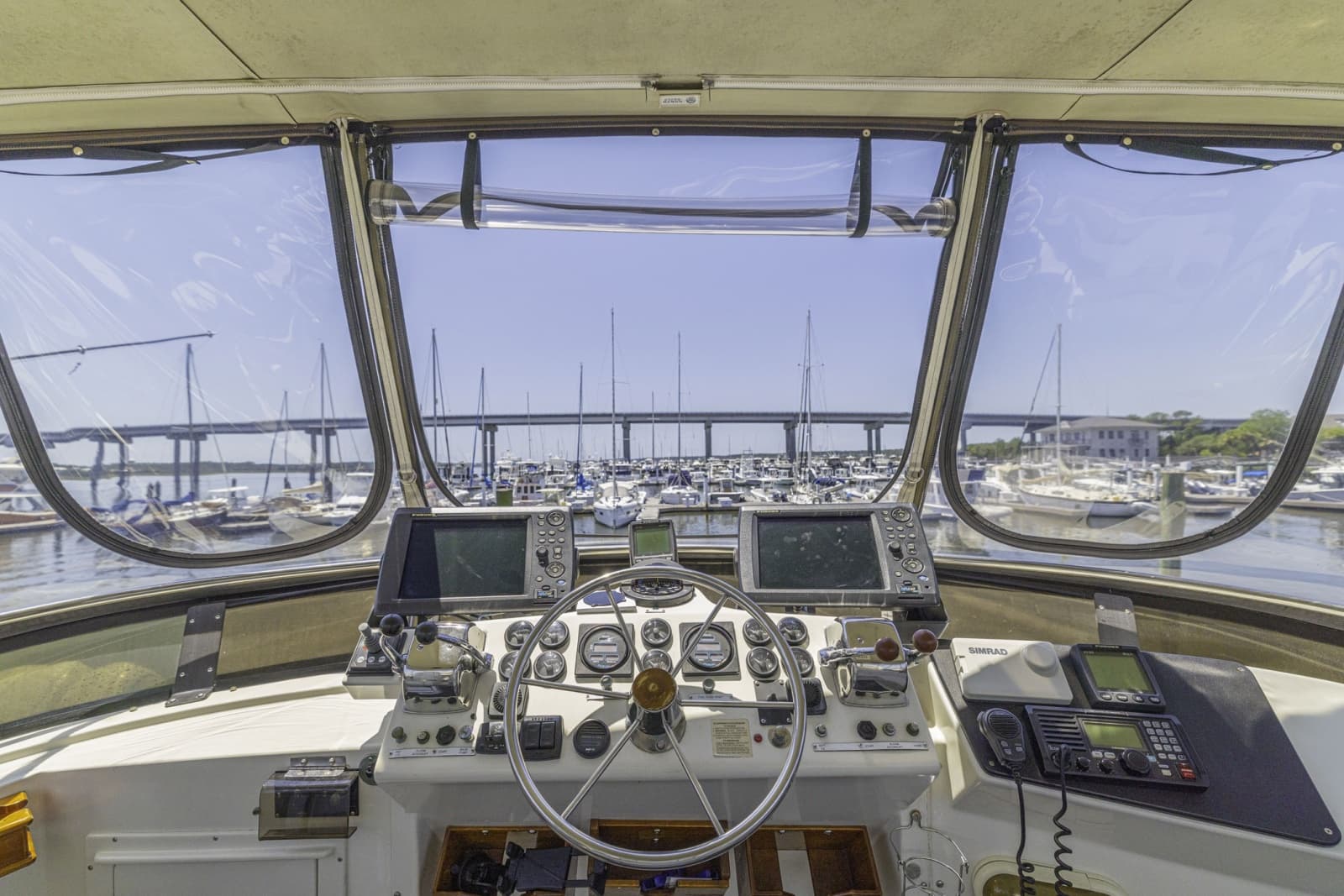 1989 Californian 45 Motor Yacht - Photo 12