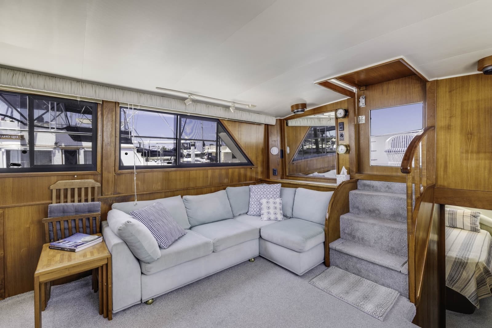 1989 Californian 45 Motor Yacht - Photo 28