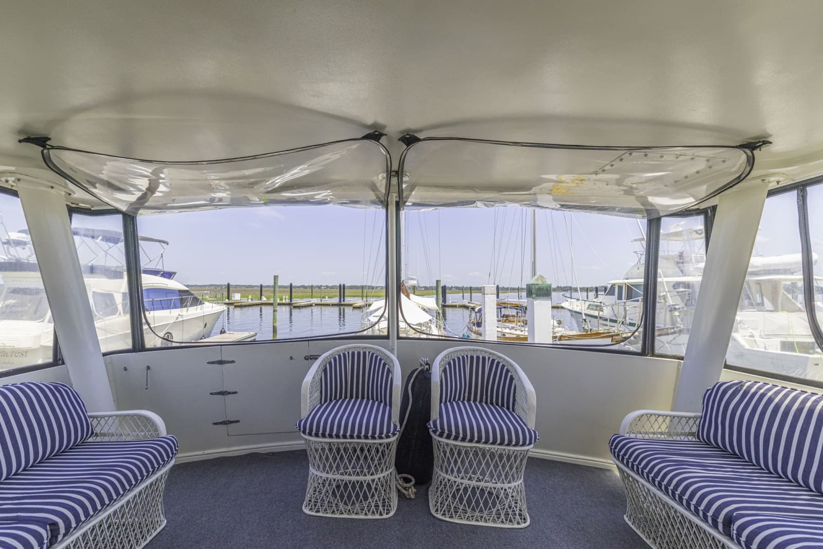 1989 Californian 45 Motor Yacht - Photo 8