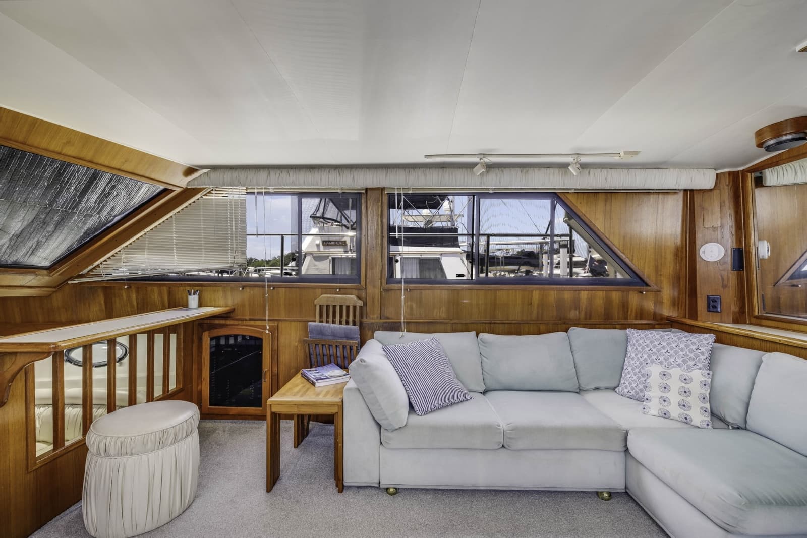 1989 Californian 45 Motor Yacht - Photo 26