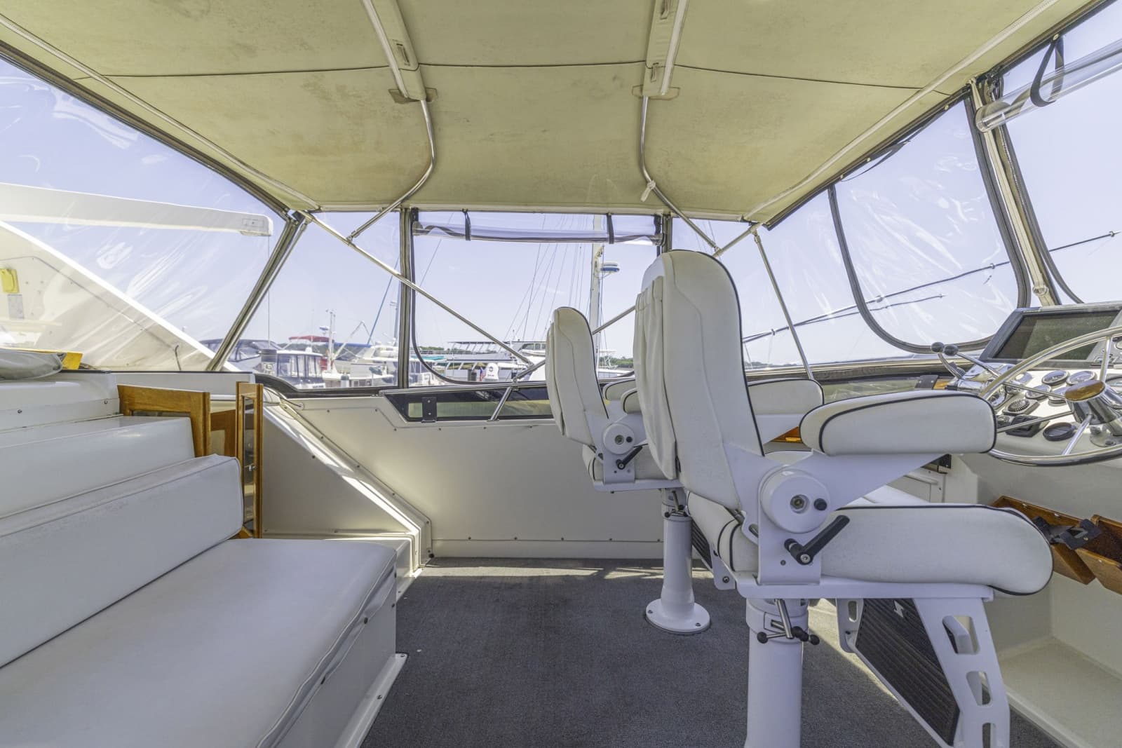 1989 Californian 45 Motor Yacht - Photo 16