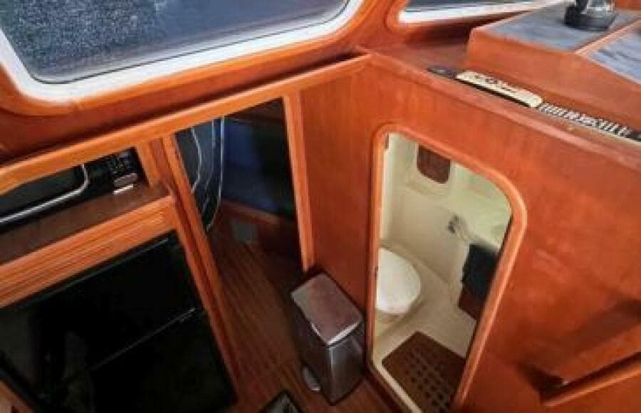 2007 Heritage East 36 Sundeck Trawler - Photo 10