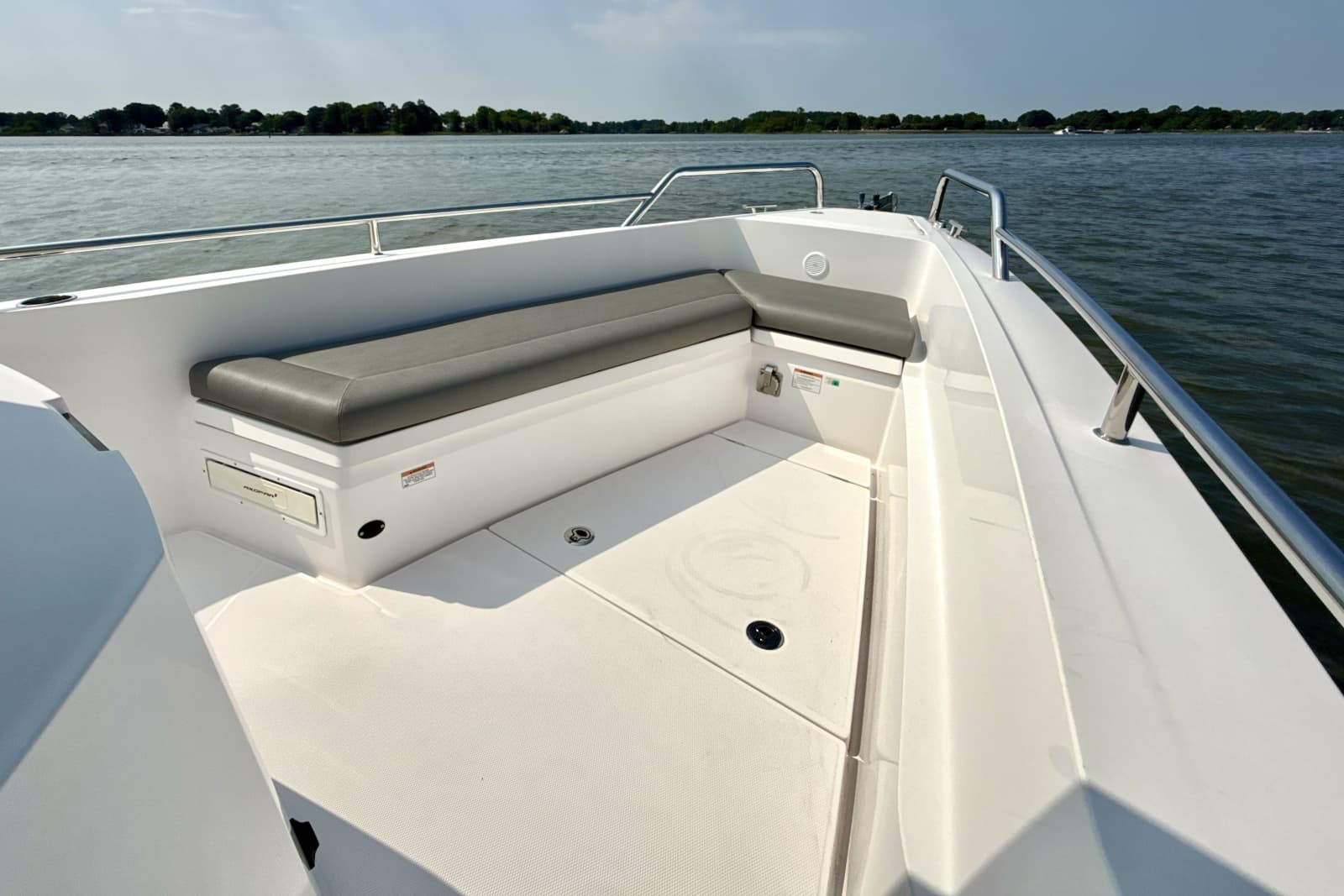 2021 Axopar 28 Cabin - Photo 9