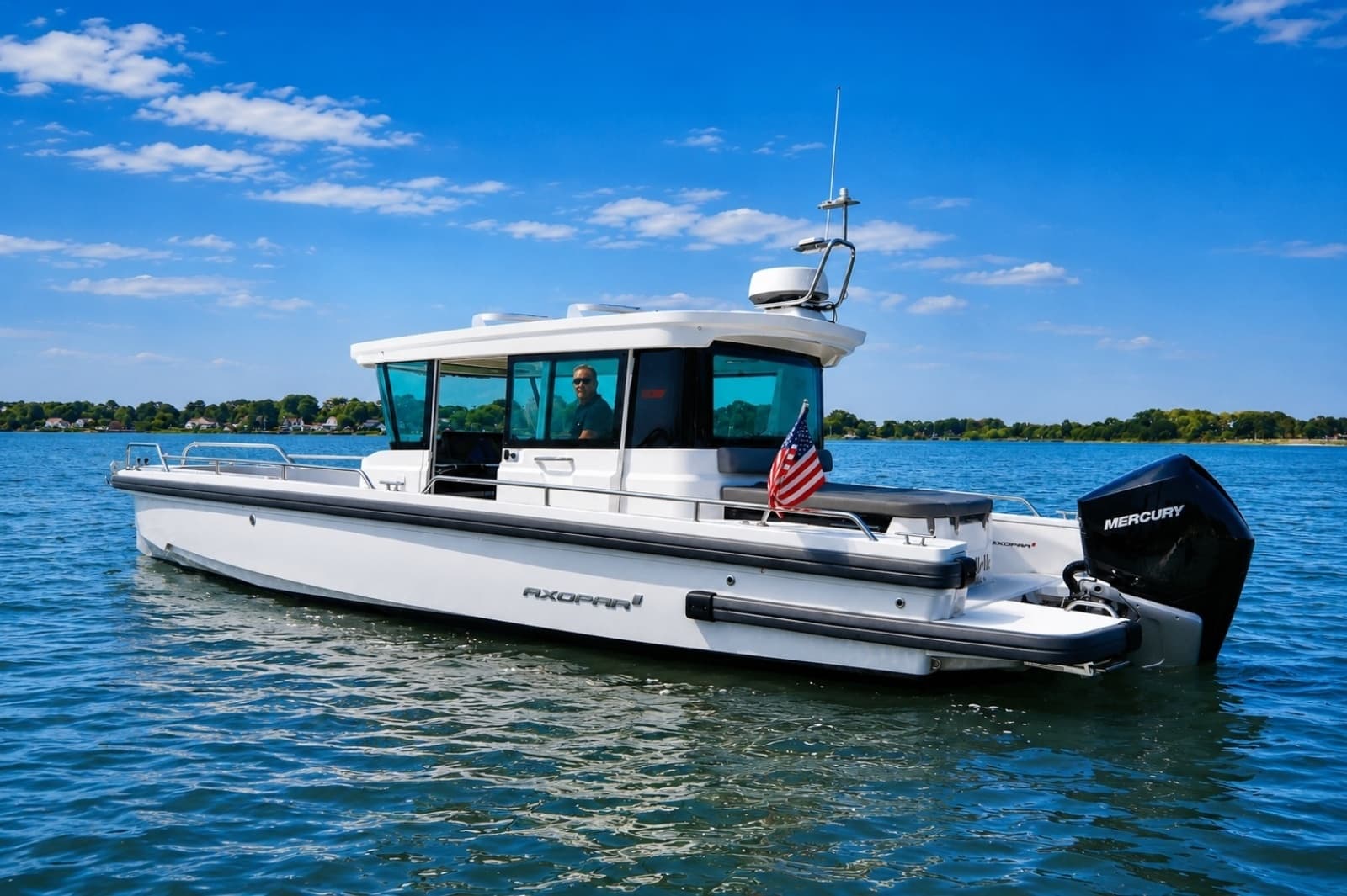 2021 Axopar 28 Cabin - Photo 3