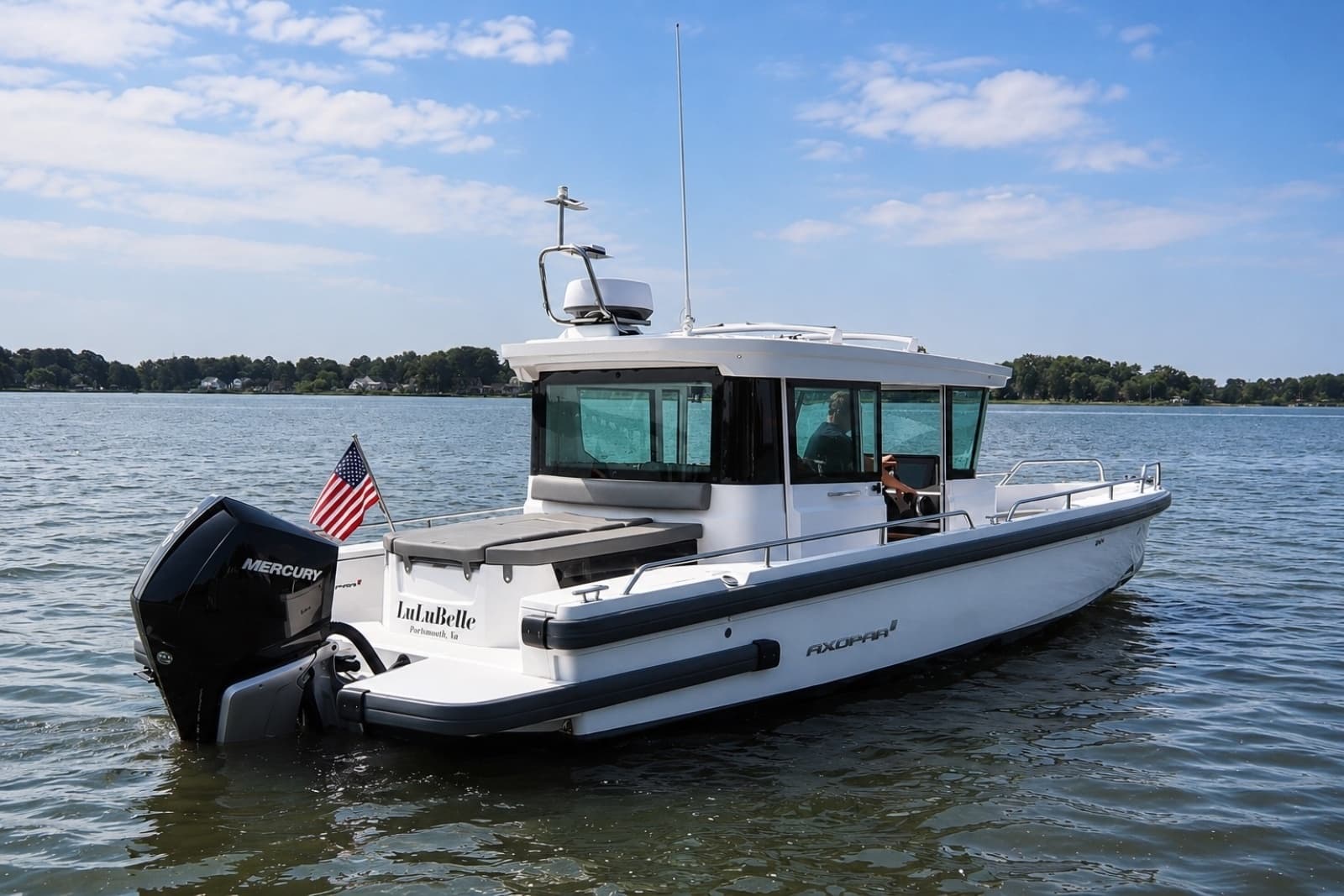 2021 Axopar 28 Cabin - Photo 8