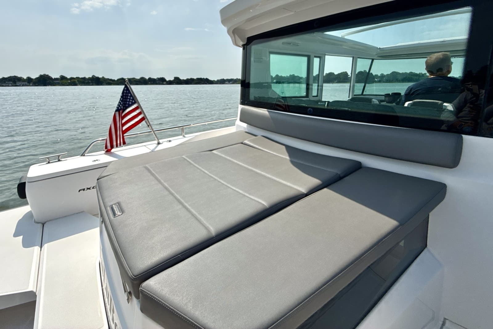 2021 Axopar 28 Cabin - Photo 21