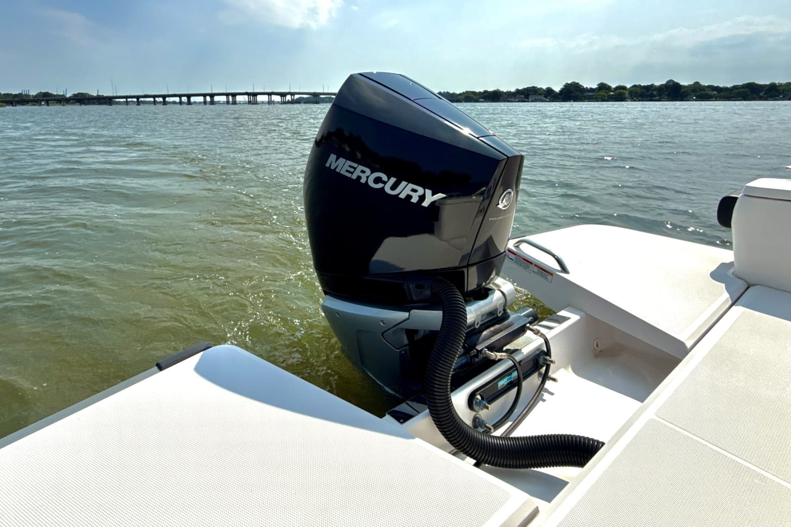 2021 Axopar 28 Cabin - Photo 22