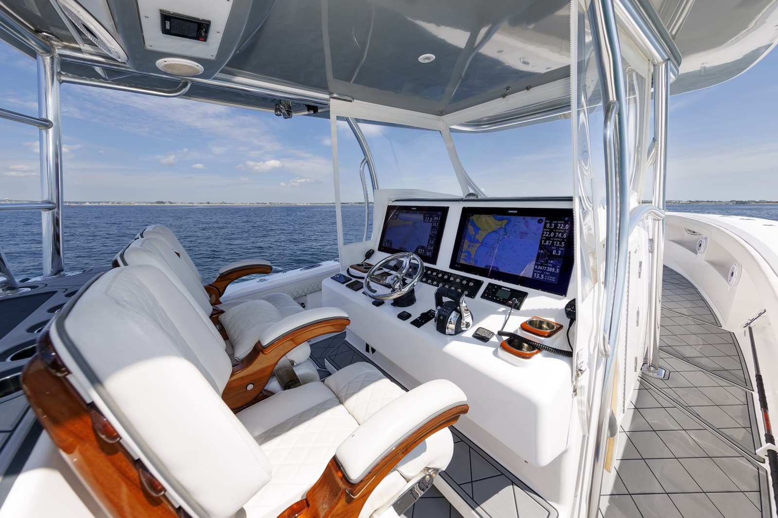 2021 Front Runner Center Console - Photo 3