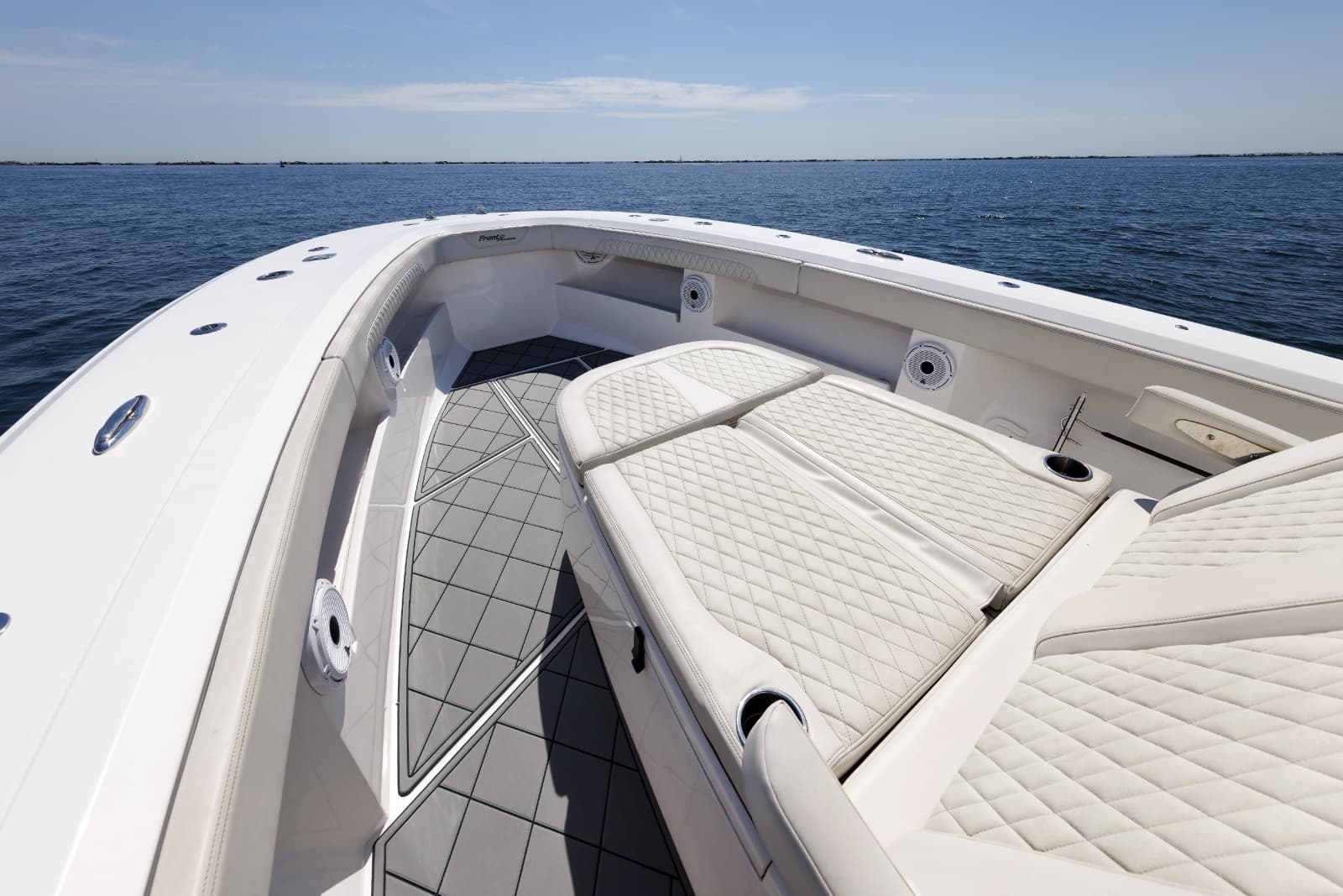 2021 Front Runner Center Console - Photo 14