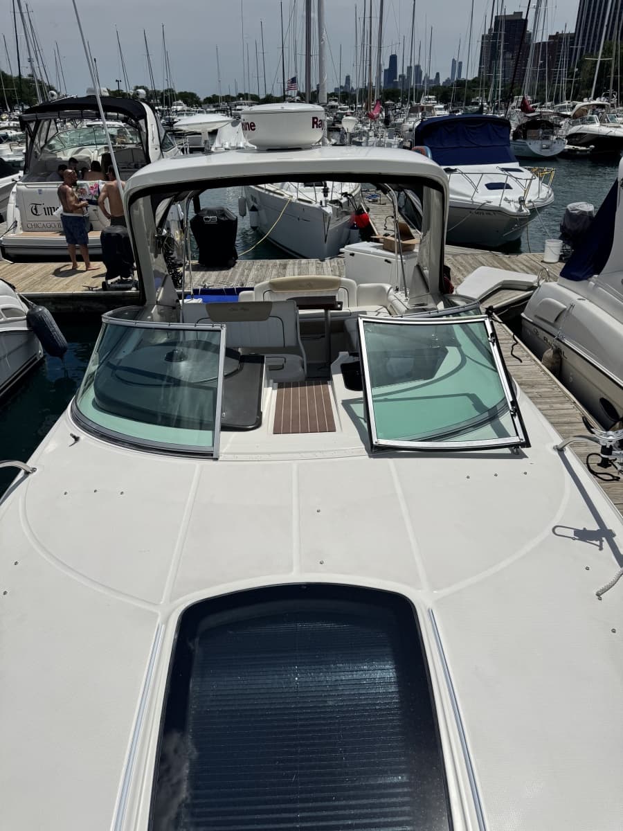 2010 Sea Ray 310 Sundancer - Photo 17