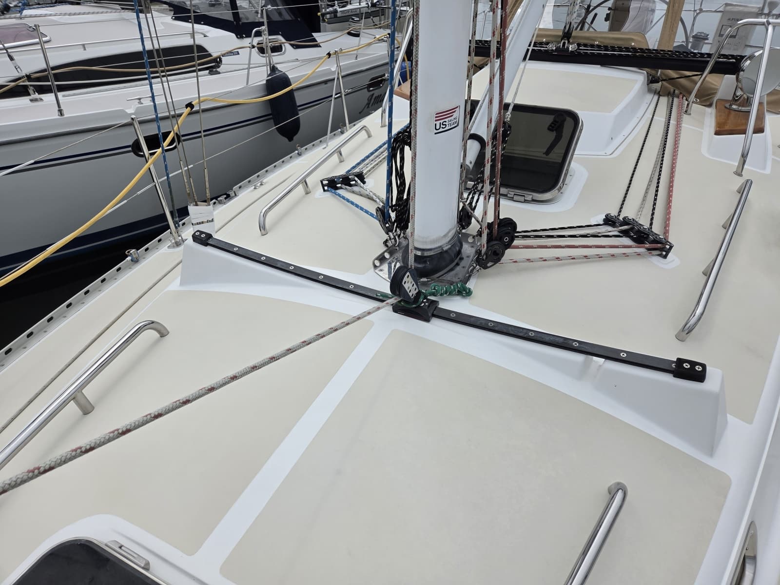 2009 Tartan 3400 - Photo 17