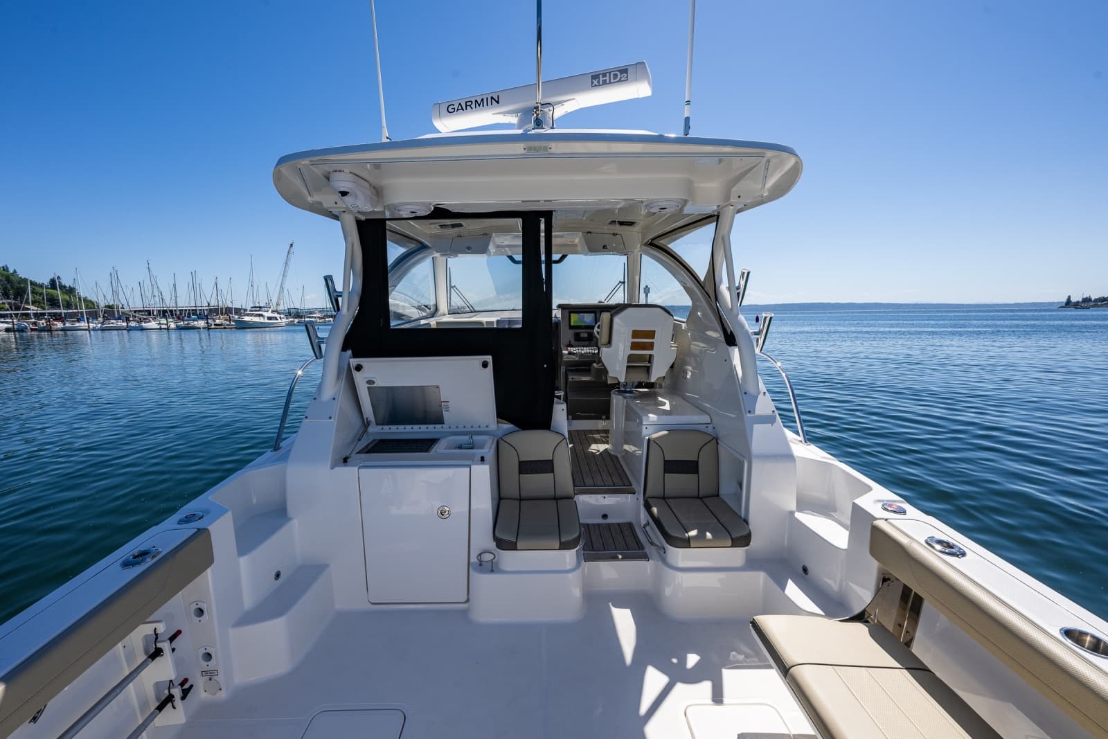 2021 Pursuit OS 355 - Photo 25