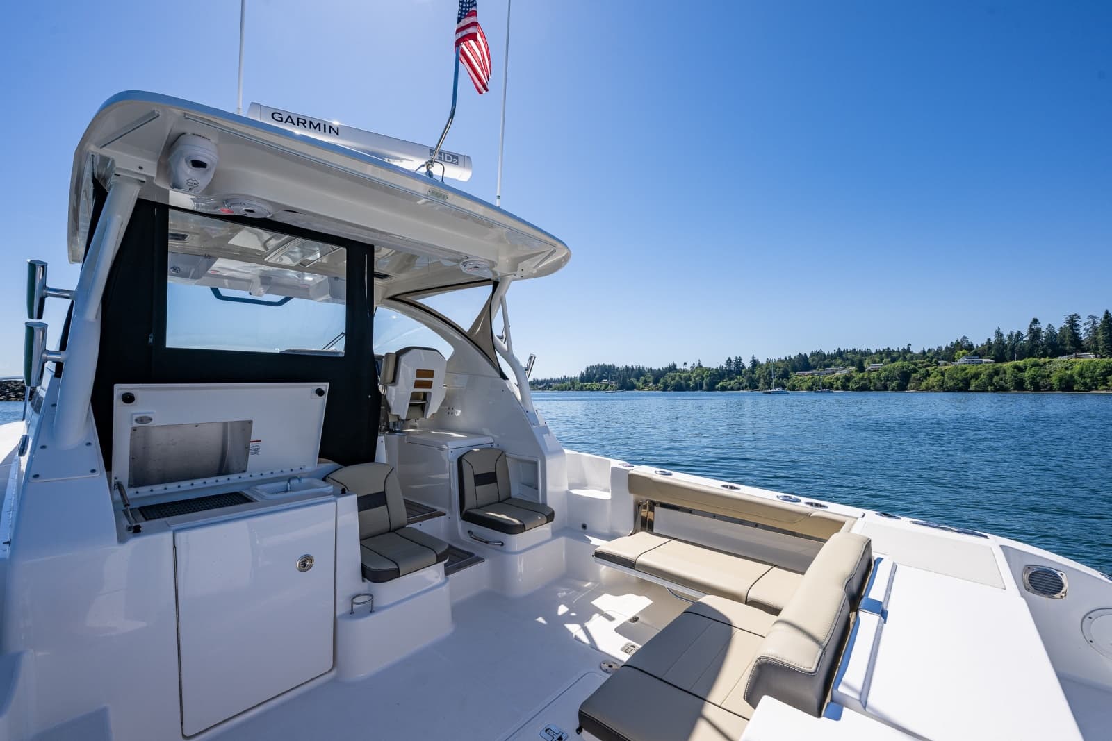 2021 Pursuit OS 355 - Photo 24