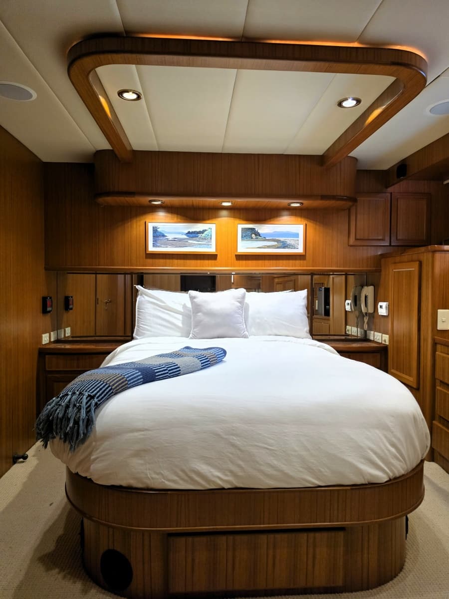 2000 Symbol 50 Pilothouse - Photo 8