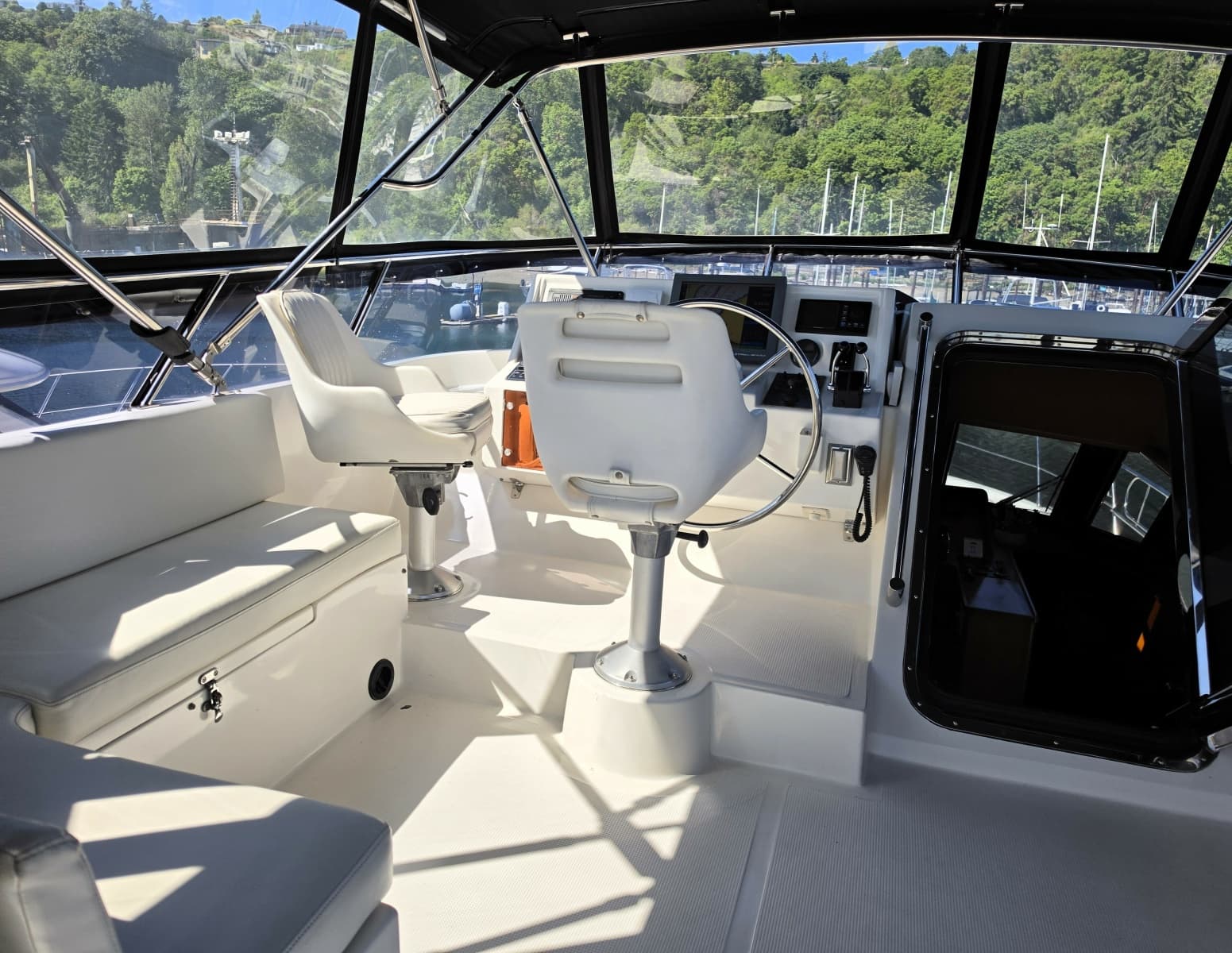 2000 Symbol 50 Pilothouse - Photo 23