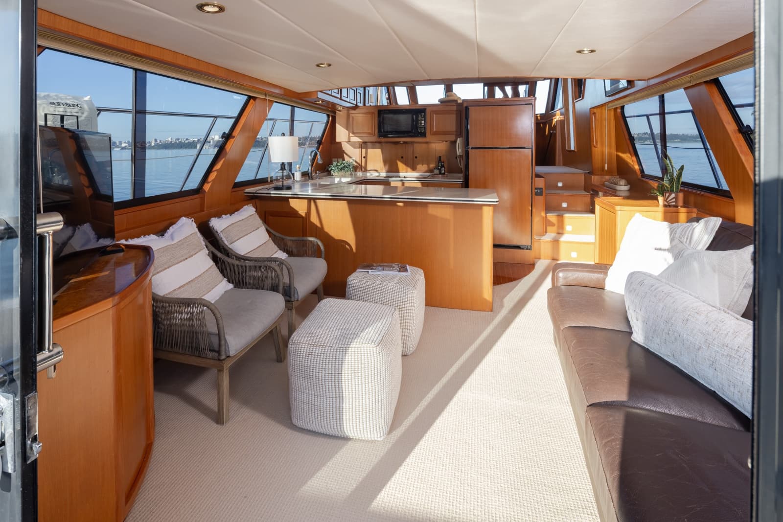 2000 Symbol 50 Pilothouse - Photo 6