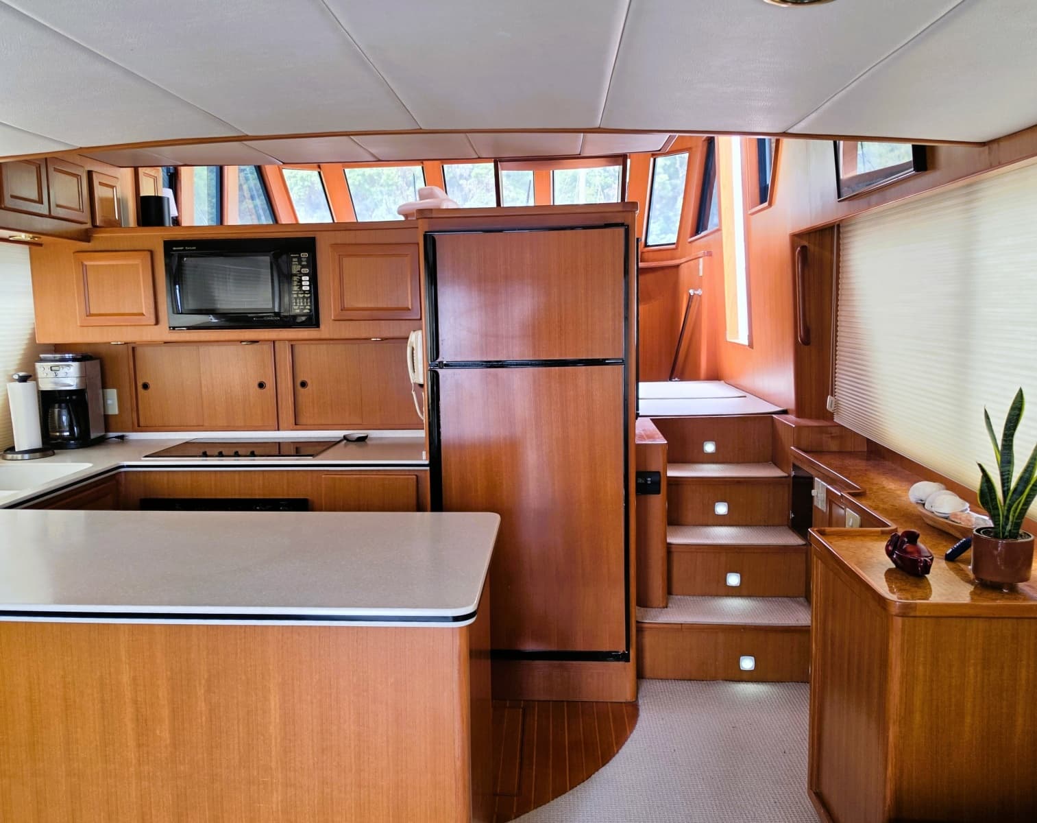 2000 Symbol 50 Pilothouse - Photo 4