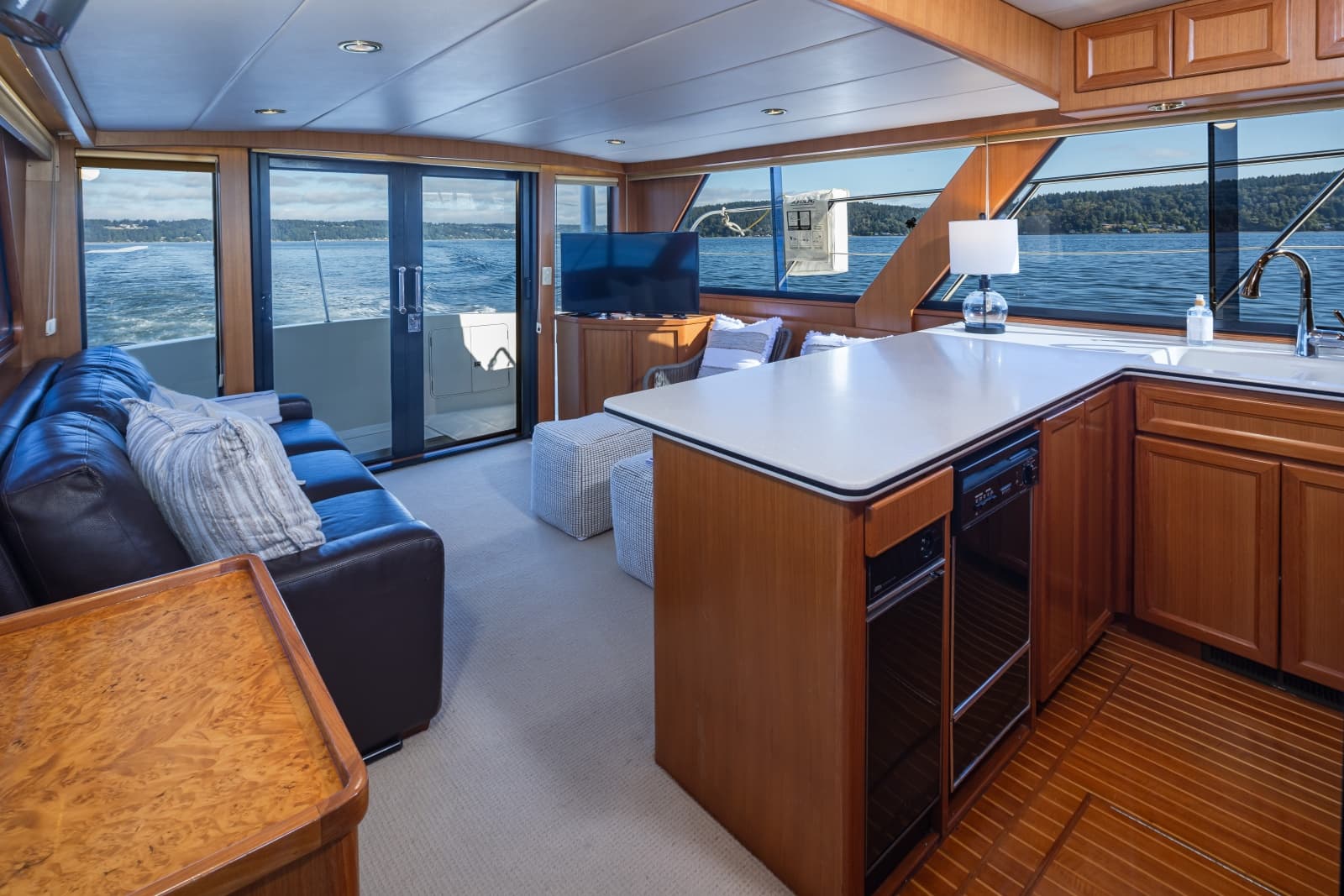 2000 Symbol 50 Pilothouse - Photo 8