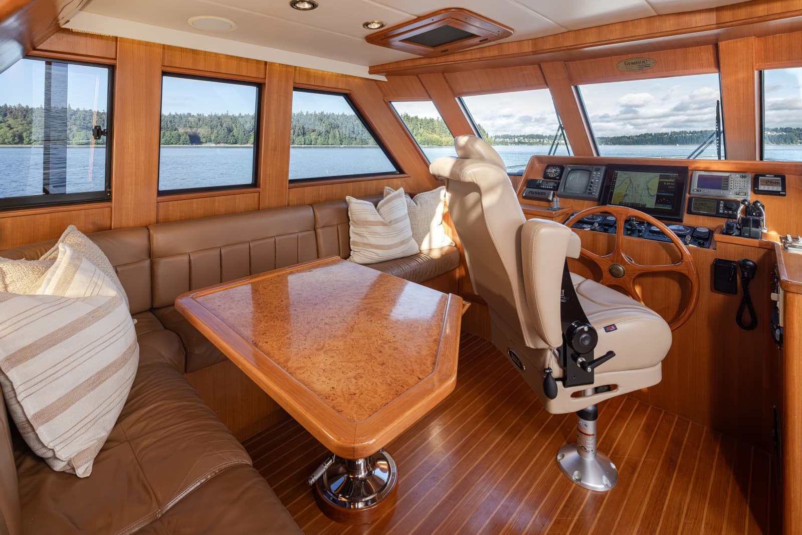 2000 Symbol 50 Pilothouse - Photo 12