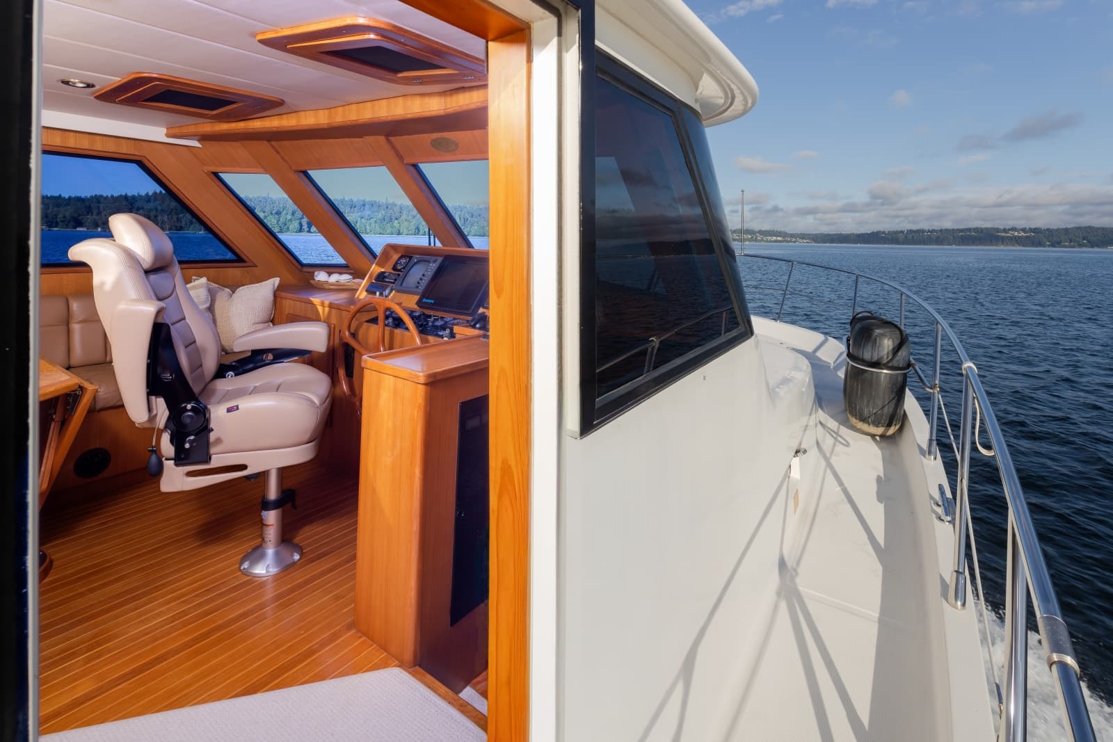 2000 Symbol 50 Pilothouse - Photo 14