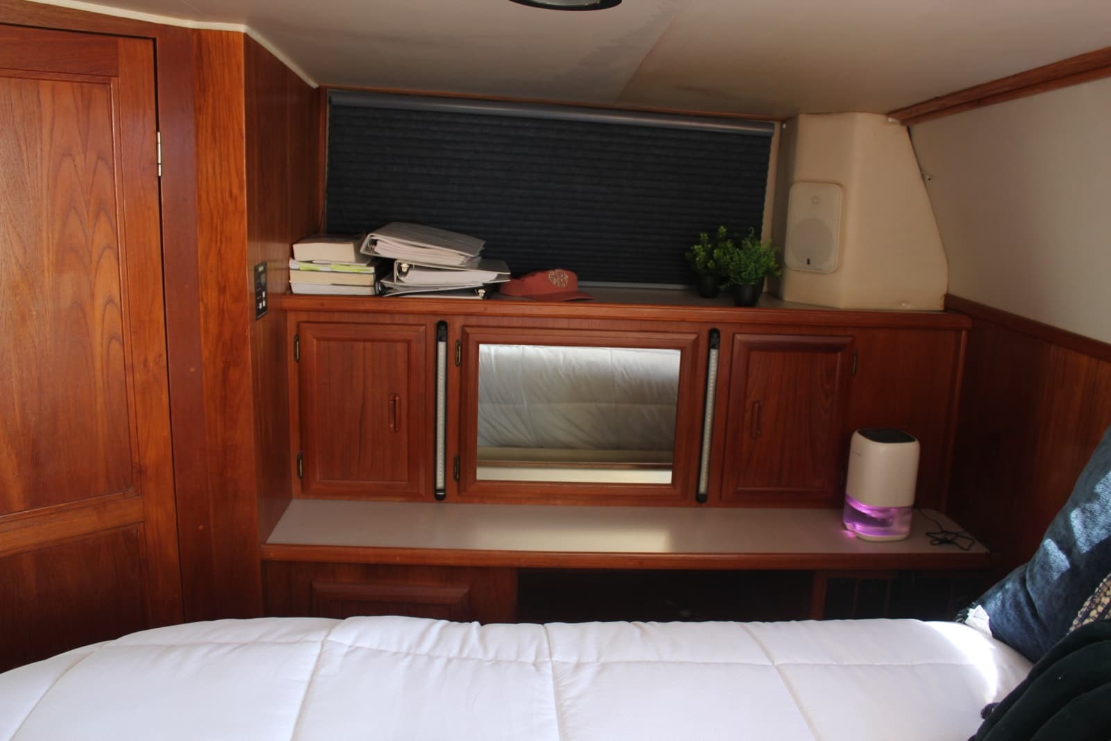 1989 Californian Aft Cabin - Photo 34