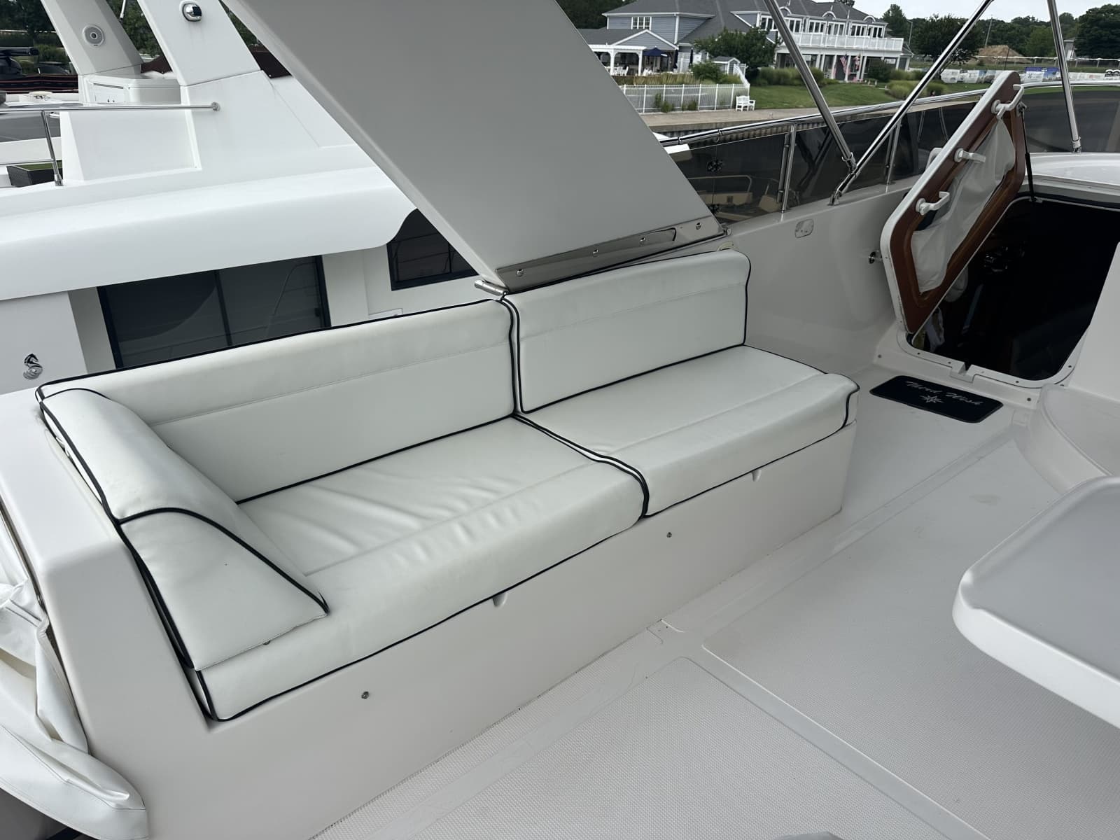 2003 Symbol 56 Raised Pilothouse - Photo 16