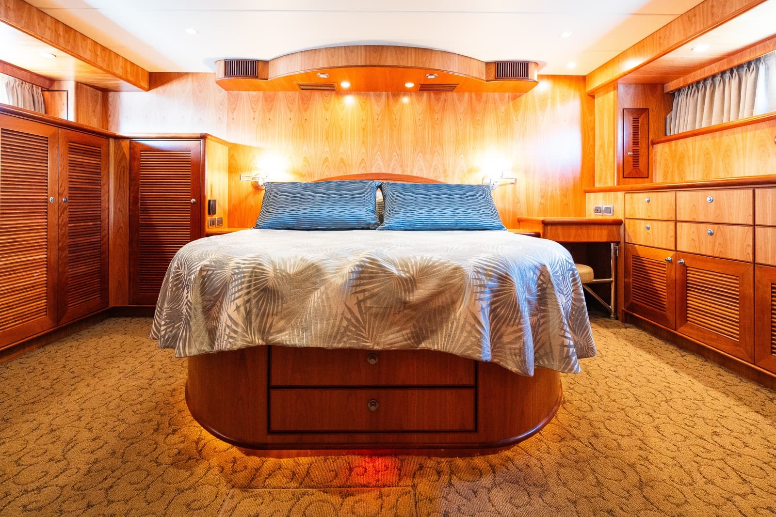 2003 Symbol 56 Raised Pilothouse - Photo 65