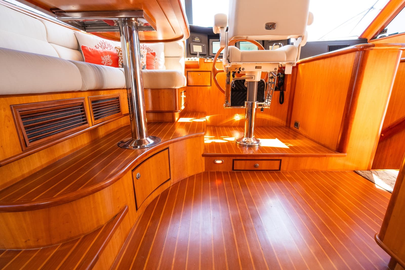 2003 Symbol 56 Raised Pilothouse - Photo 63