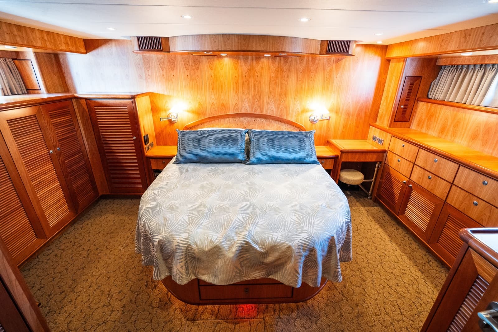 2003 Symbol 56 Raised Pilothouse - Photo 67