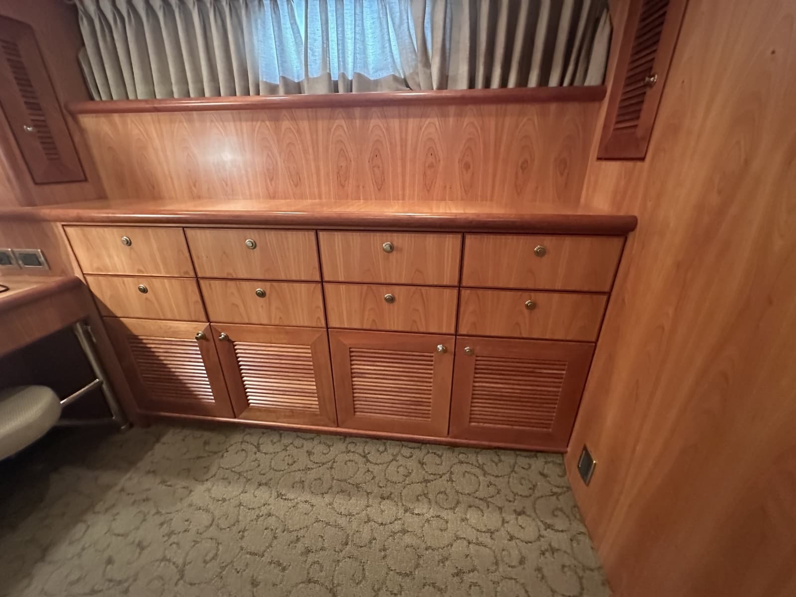2003 Symbol 56 Raised Pilothouse - Photo 41