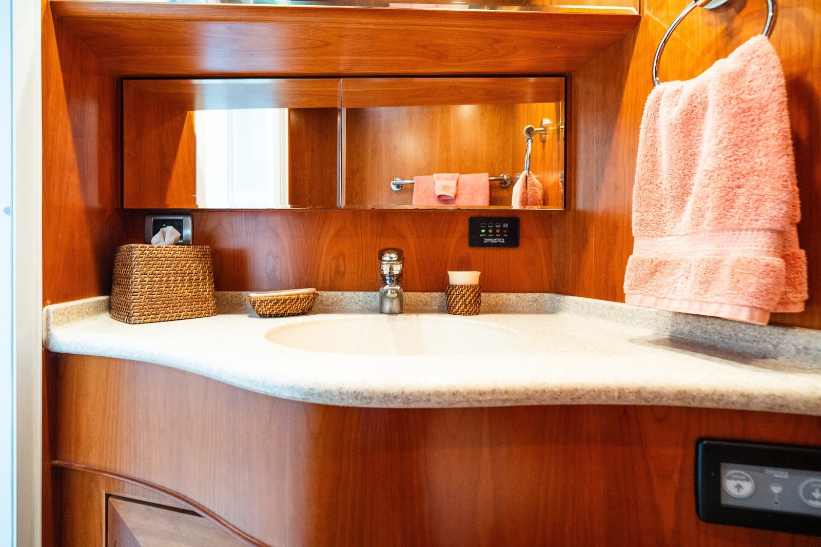 2003 Symbol 56 Raised Pilothouse - Photo 72