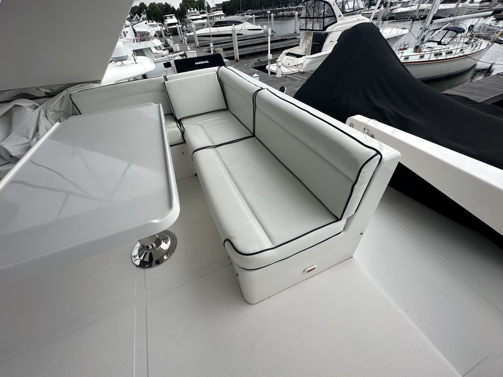 2003 Symbol 56 Raised Pilothouse - Photo 17