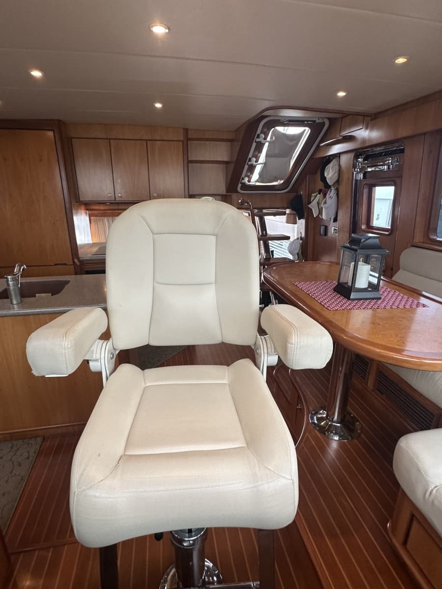 2003 Symbol 56 Raised Pilothouse - Photo 36