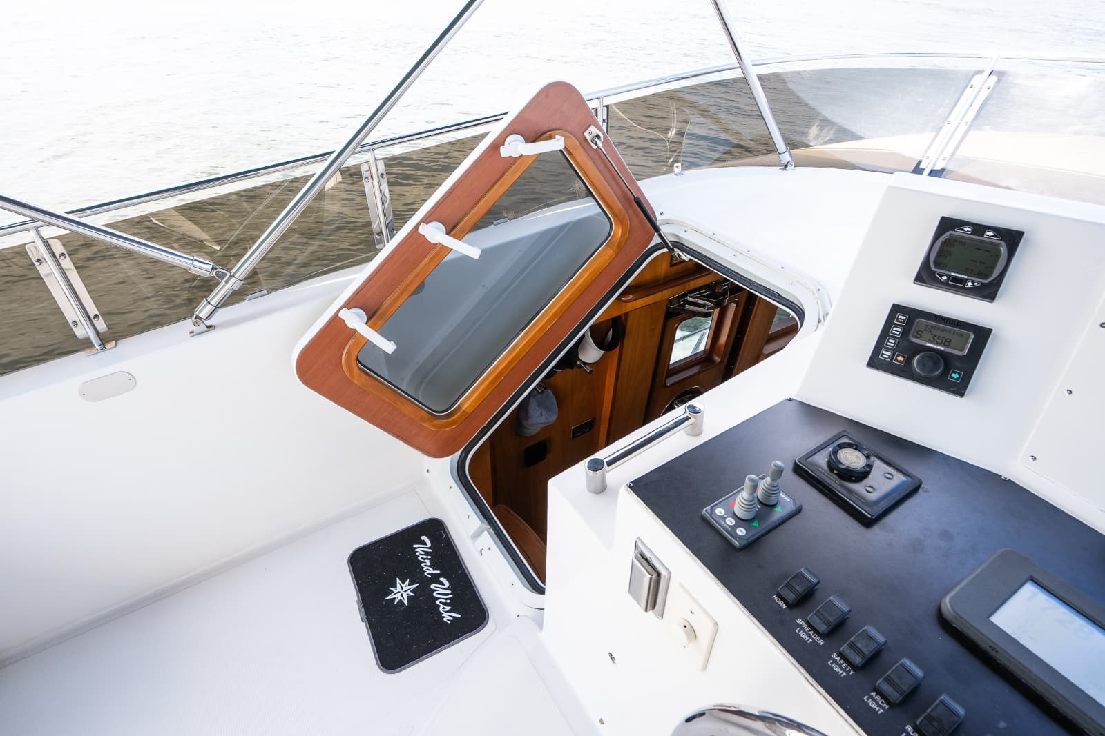2003 Symbol 56 Raised Pilothouse - Photo 18