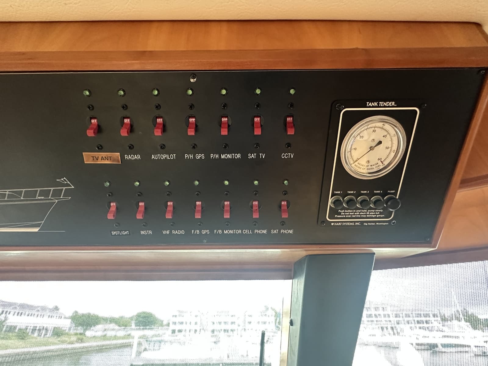 2003 Symbol 56 Raised Pilothouse - Photo 32