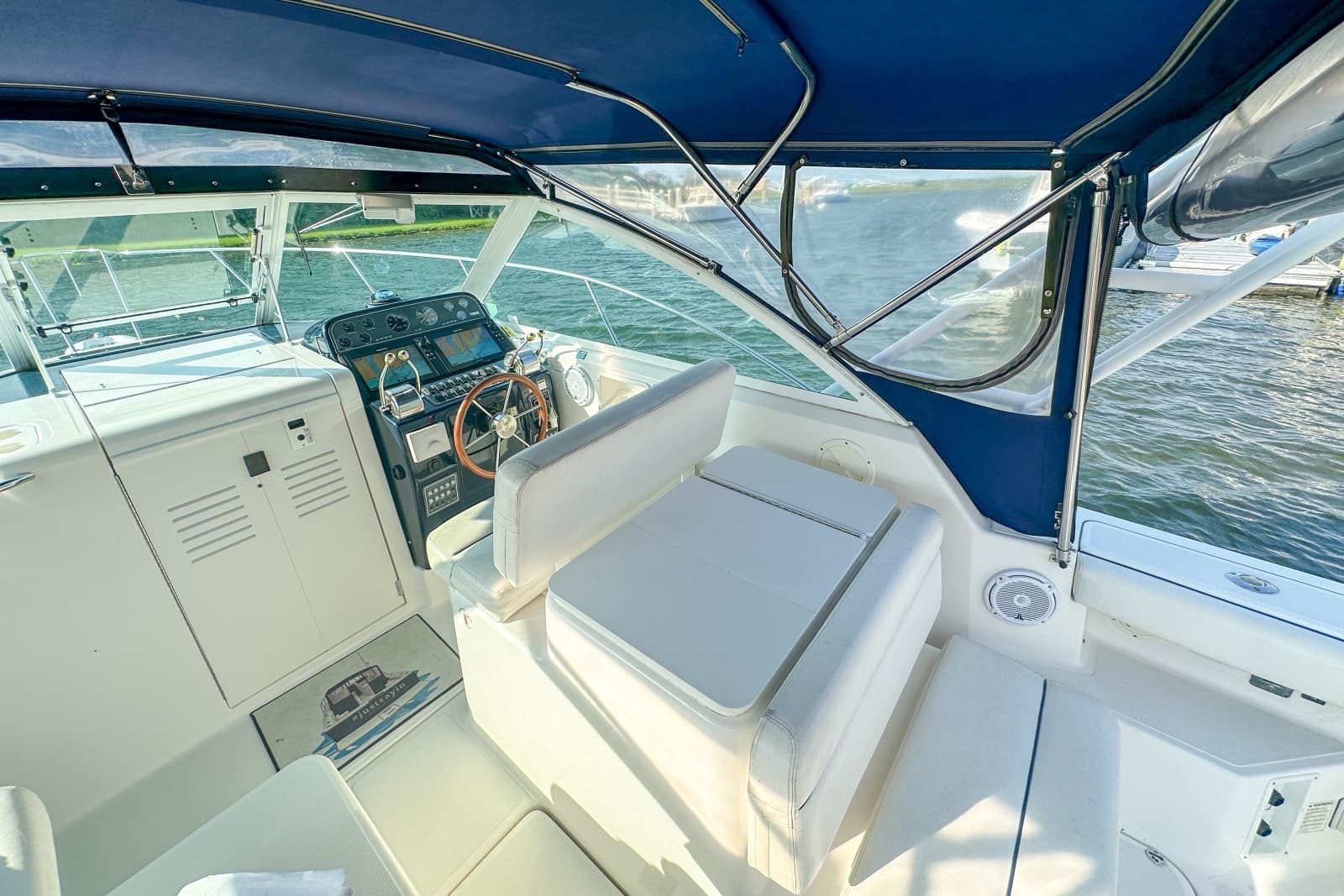 2001 Tiara Yachts  - Photo 20