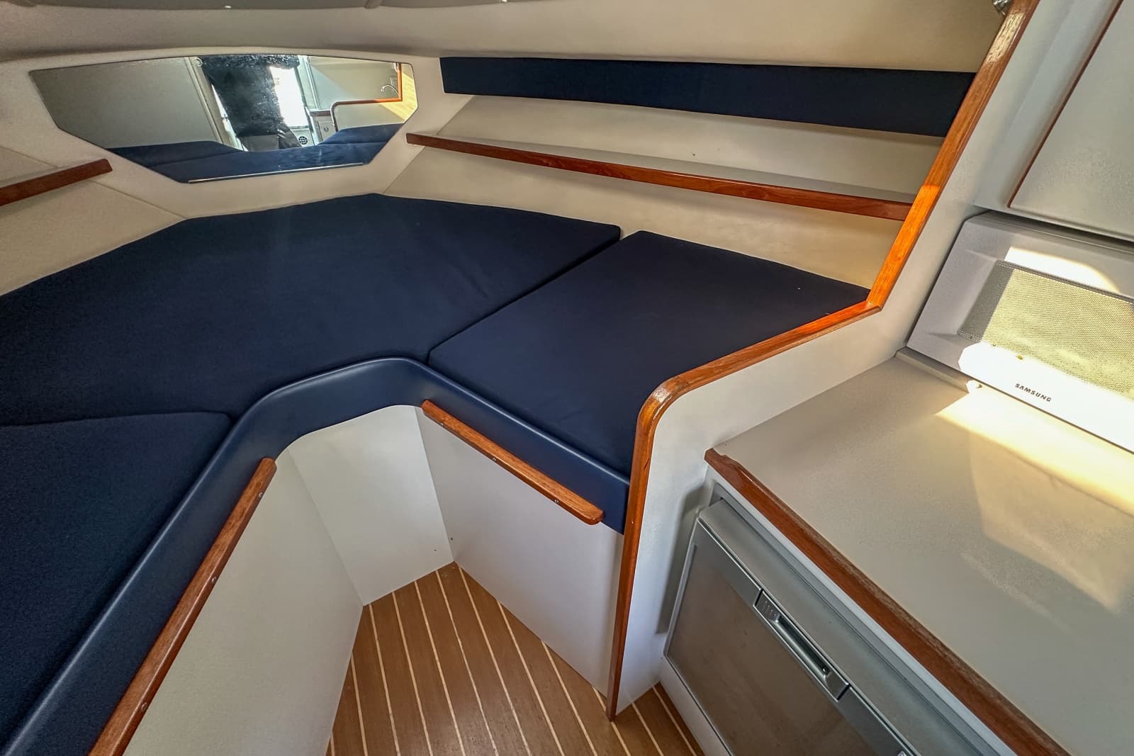 2001 Tiara Yachts  - Photo 30