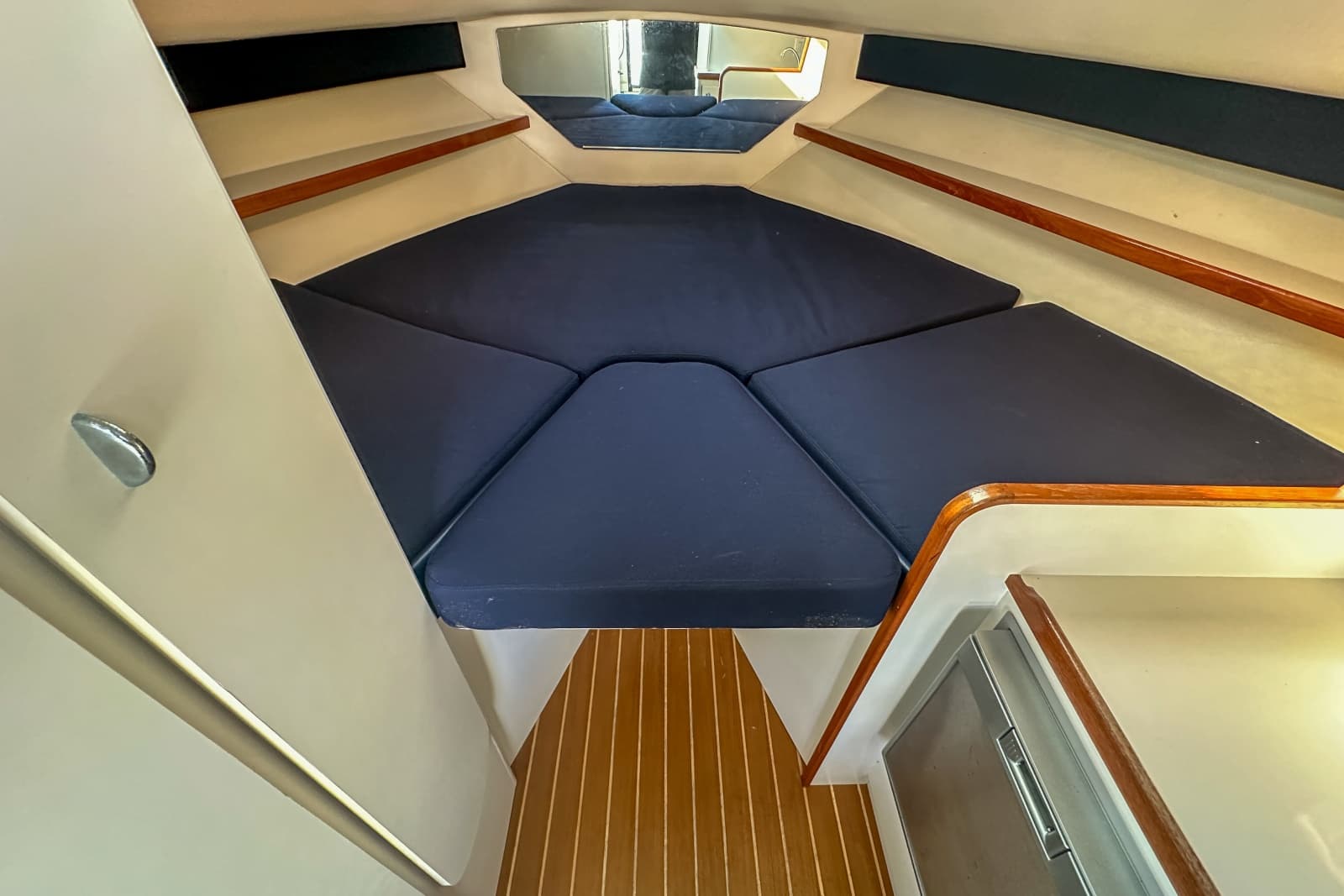 2001 Tiara Yachts  - Photo 33
