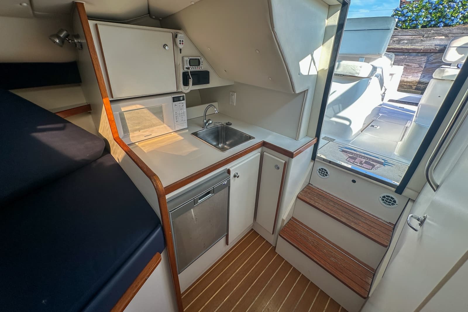 2001 Tiara Yachts  - Photo 32