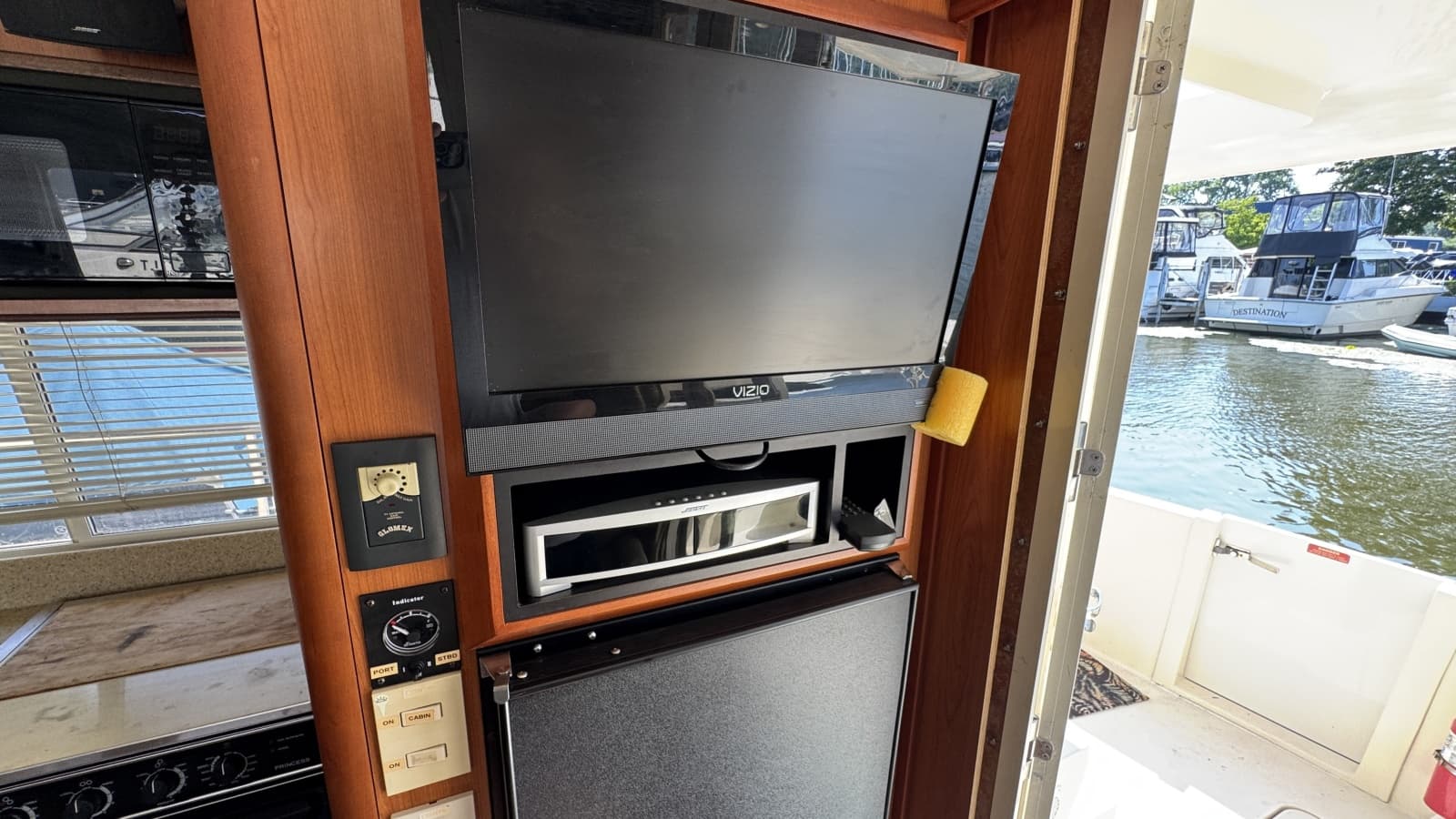 2008 Mainship 400 Trawler - Photo 43